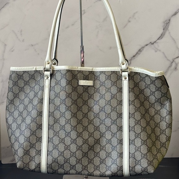 Gucci Handbags - 🧡GUARANTEED AUTHENTIC GUCCI GG SUPREME MEDIUM JOY TOTE🧡